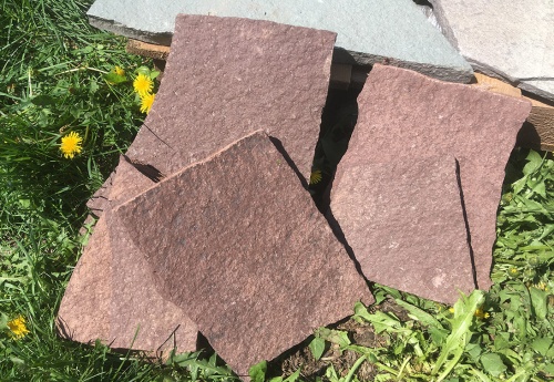 Плитняк лемезит бордовый для цоколя 1,5-2 см купить в Костромской области