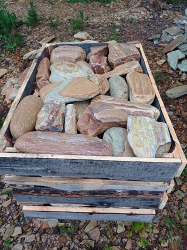 Златолит жёлтый, жёлто-зелёный глыбки и валуны для ланшафтного дизайна купить в Костромской области