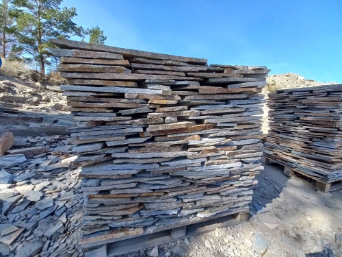 Плитняк златолит серебристый для фасада купить в Костромской области