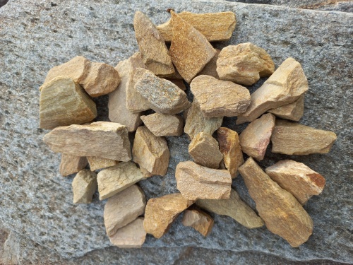 Златолит жёлтый декоративная каменная крошка купить в Костромской области