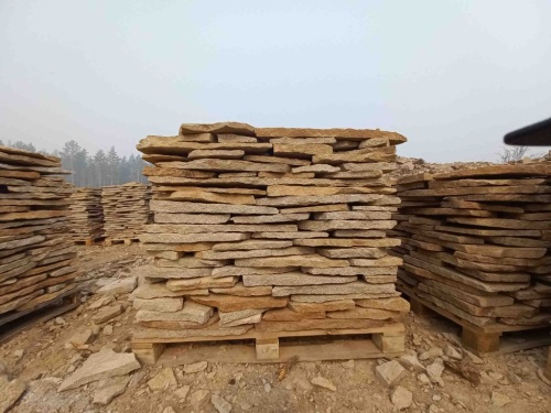 гранитный плитняк для фасада